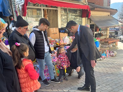 Kaymakamımız Sayın Abdulkadir IŞIK, Pazar ve İlçe Esnafını Ziyarette Bulundu